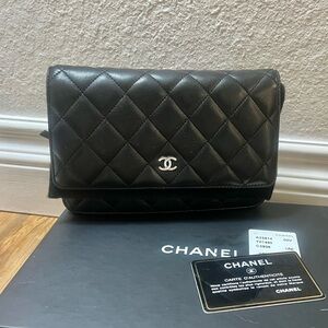 Authentic💙Chanel Lambskin Quilted Wallet On Chain WOC in black